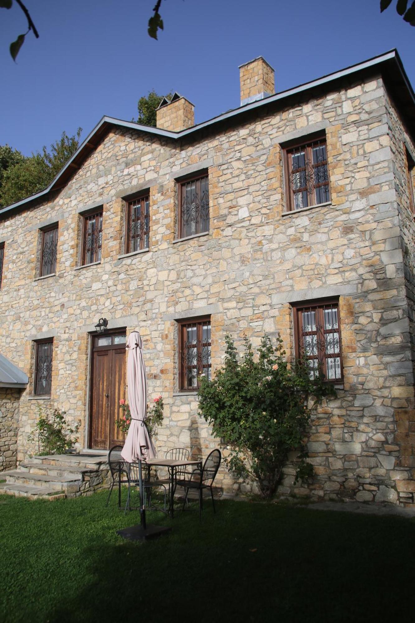 Guesthouse Kontogianni - Materka Nimfaíon Exteriér fotografie